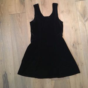 Vintage black velvet sleeveless dress